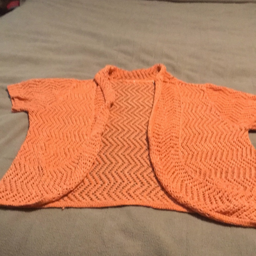 No brand ladies Cardigan size L pretty peach color no call outs